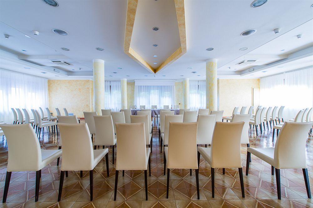 Hotel Terme วิตโตรีโอ เวเนโต ภายนอก รูปภาพ